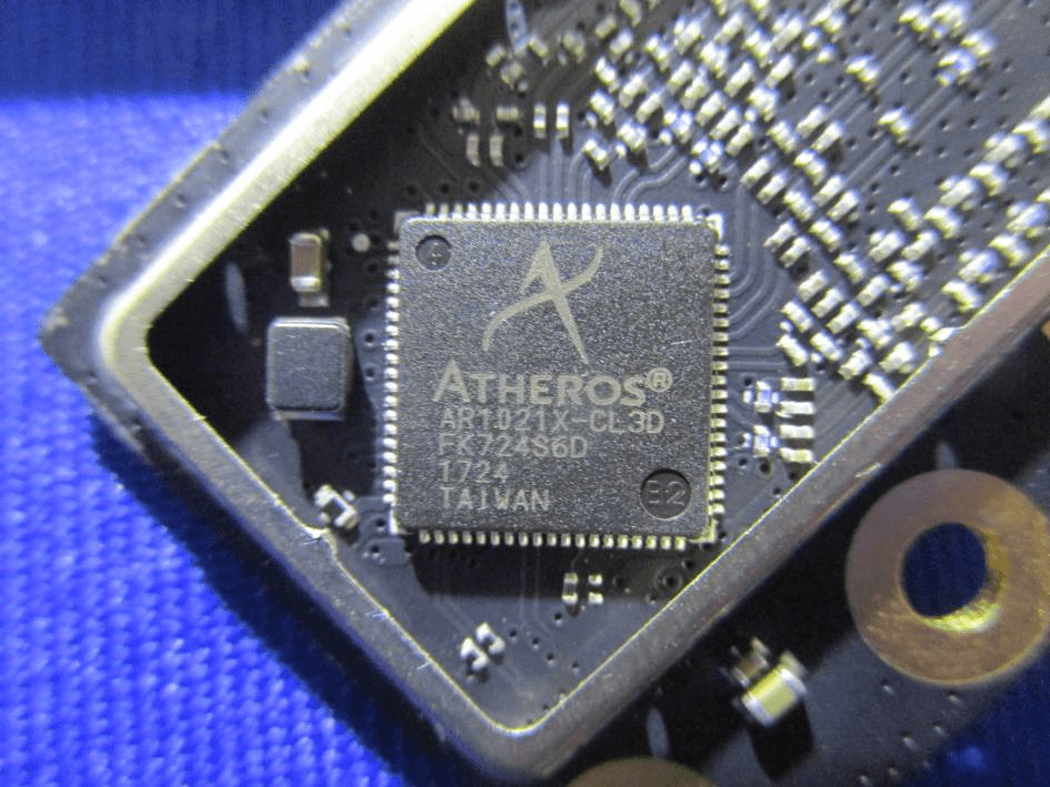Atheros touchscreen controller IC with robust EMI shielding.