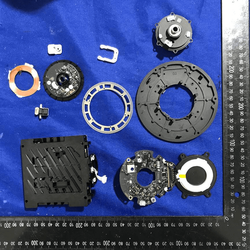 Complete internal module layout with PCBs, patch antenna, and sensor integration.