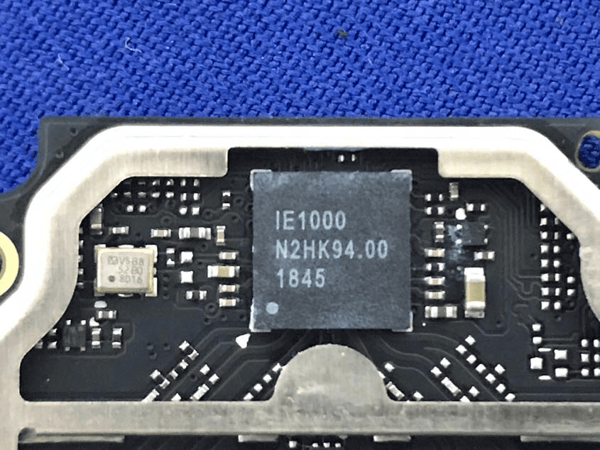 Custom IC and crystal oscillator—precision RF section.