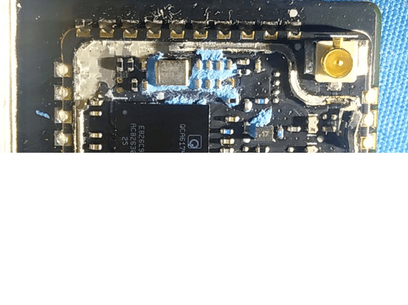 Wi-Fi/Bluetooth module with Qualcomm QCA6174 and U.FL antenna connector.