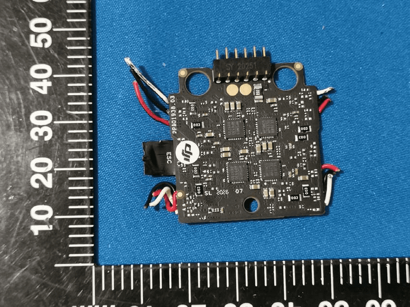 ESC/power board with four motor driver ICs and robust power wiring.