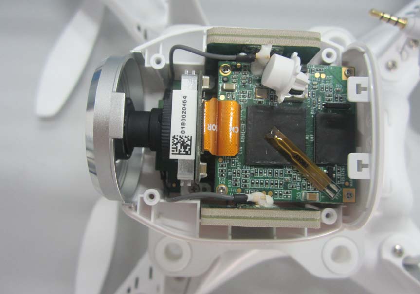 Camera module PCB with main SoC, memory, and dual RF connectors