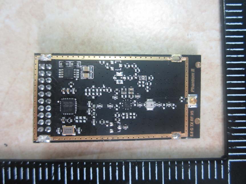 Compact RF Module with U.FL Connector for Antenna.