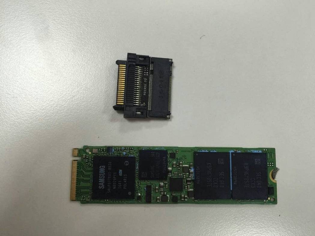 M.2 edge connector with proprietary adapter for DJI integration.