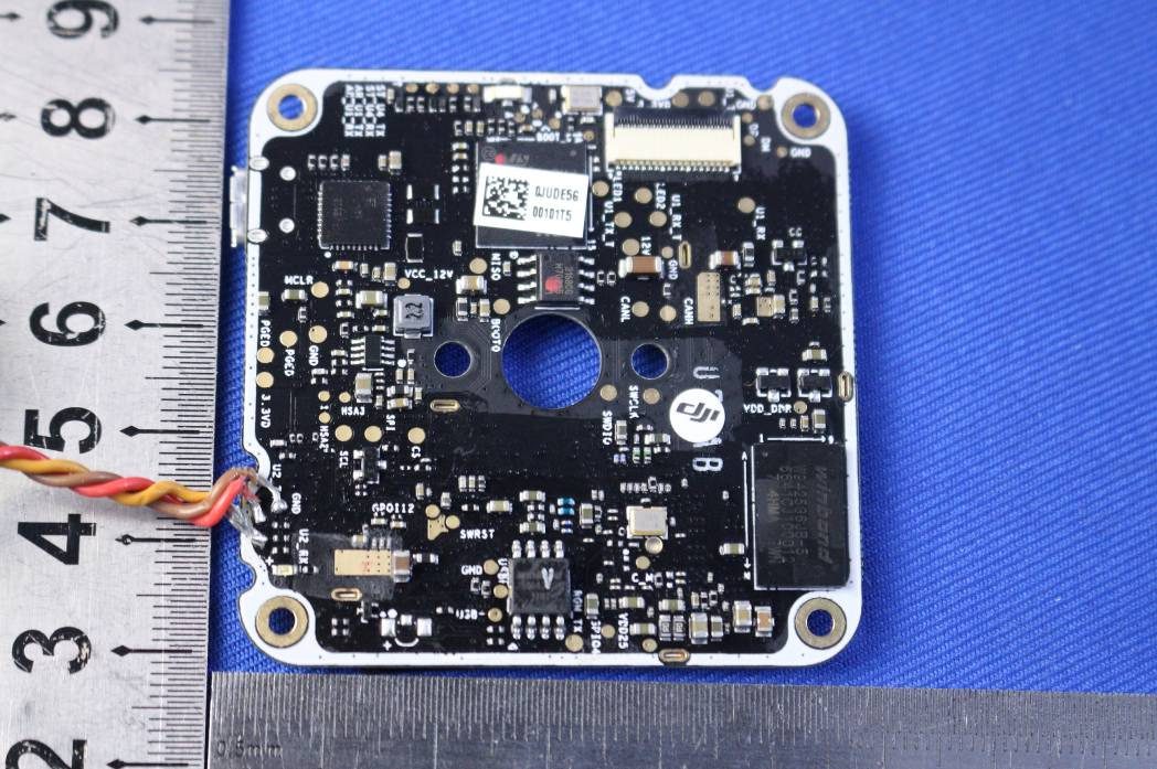 Main control PCB with processing, memory, and high-speed connectors.